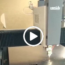 1500瓦光纤切割机,加工4mm不锈钢视频